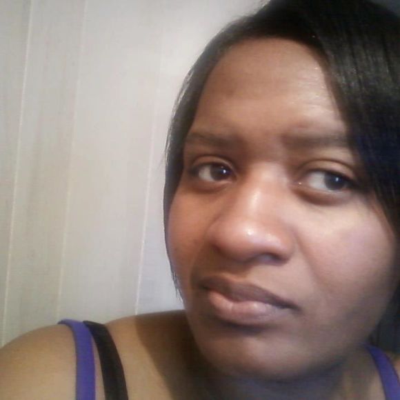 Meet your Posher, Cheryl - Picture 1 of 1